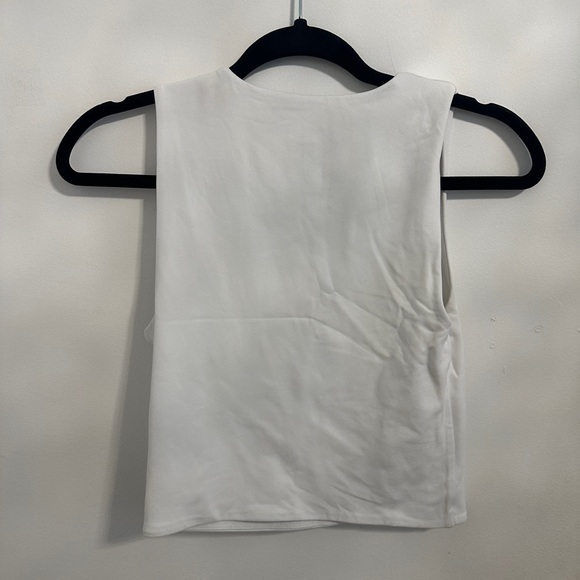 Aritzia | Babaton | Original Contour Muscle Tank | white | small - Picture 8 of 8